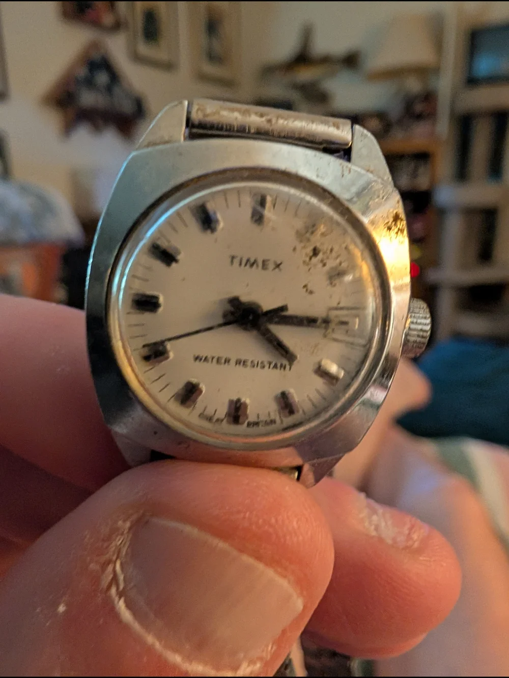 Timex Silver Stainless Steel Water Resistant Watch - White Dial Brand New Batter